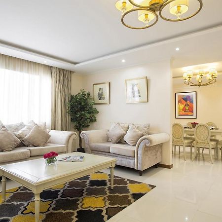סבו Golden Prince Hotel & Suites מראה חיצוני תמונה