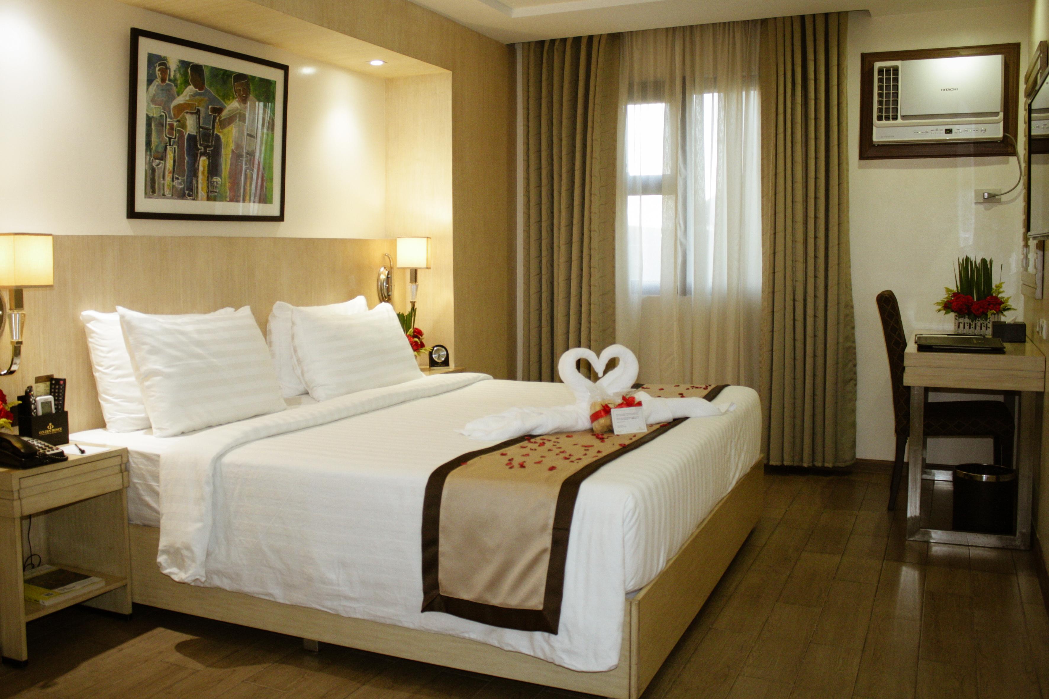 סבו Golden Prince Hotel & Suites מראה חיצוני תמונה