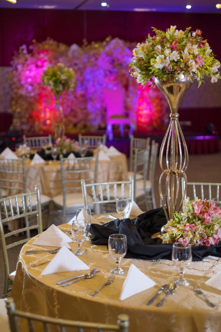 סבו Golden Prince Hotel & Suites מראה חיצוני תמונה