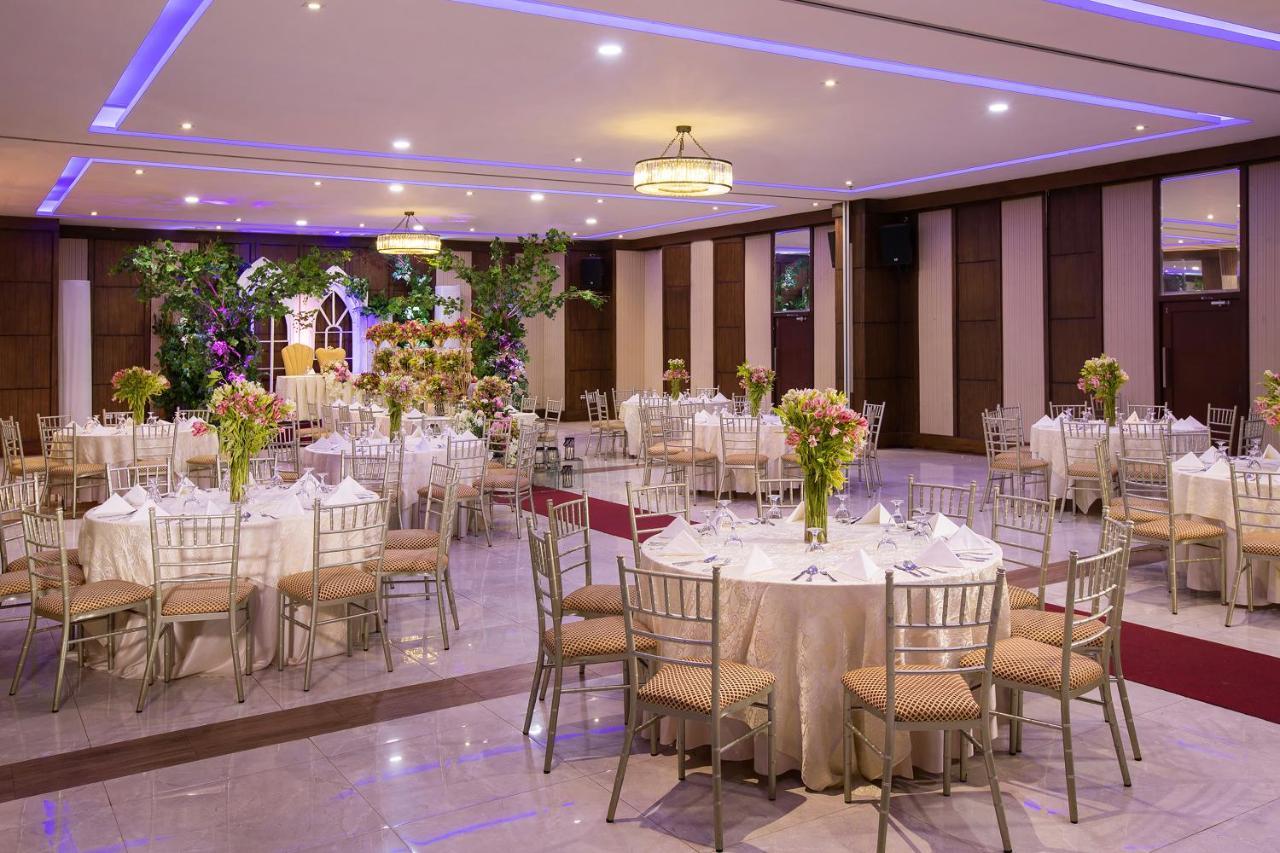 סבו Golden Prince Hotel & Suites מראה חיצוני תמונה